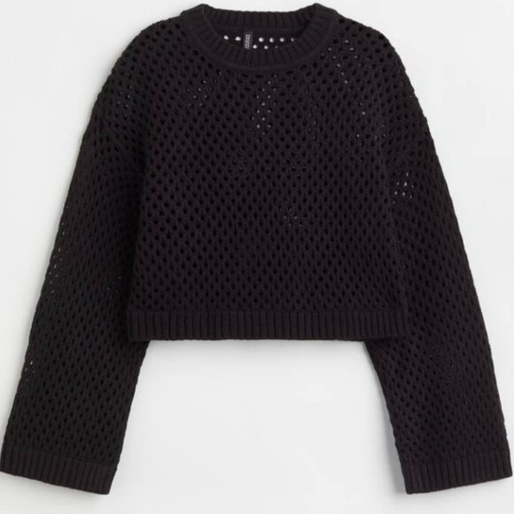 Like New H&M Hole Knit Cropped Sweater Size 16/18 Kids - Picture 1 of 5